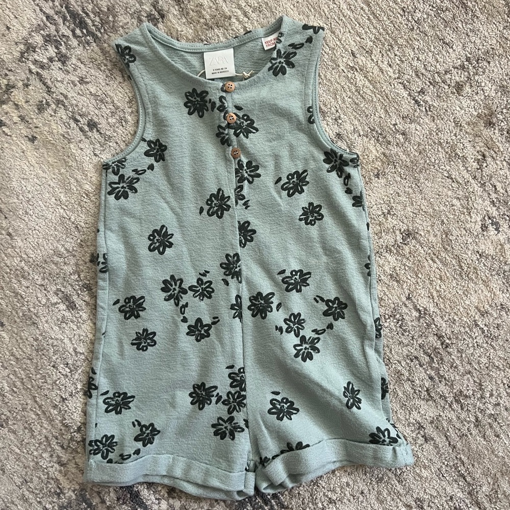 Zara Green and Black Floral Sleeveless Top